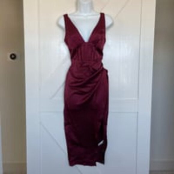 Deep v neck split thigh satin red Dress - Picture 3 of 3